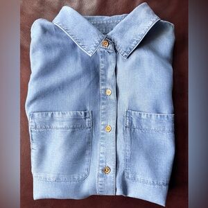 MICHAEL Michael Kors Sleeveless Blue Denim Button Down Shirt